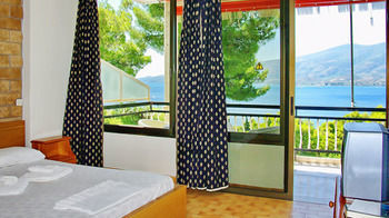 Lions2 Studios And Apartments Askeli Exterior foto